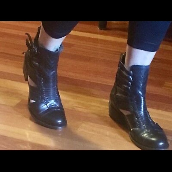 Free birds by Steven Sally Haurache black booties size 10 - Picture 6 of 14